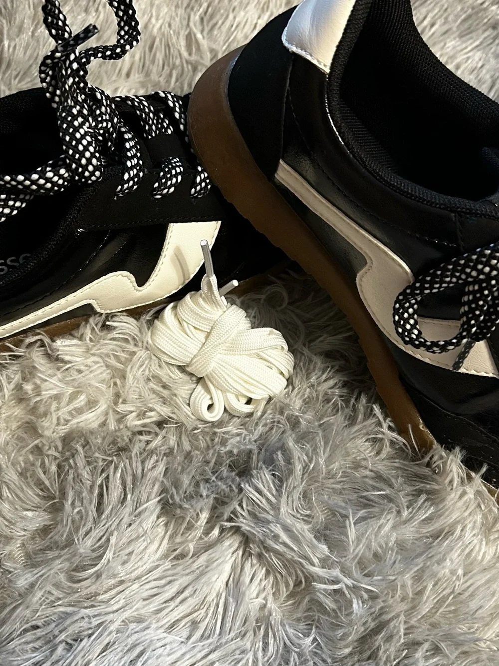 Black and White Women's Sneakers with Gum Sole.